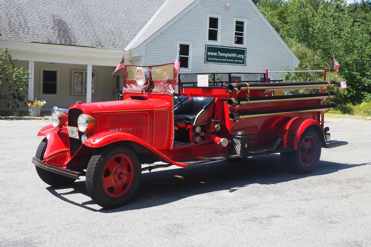 Annabell- 1933 Pumper- First pumper Temple had. Used for parades.